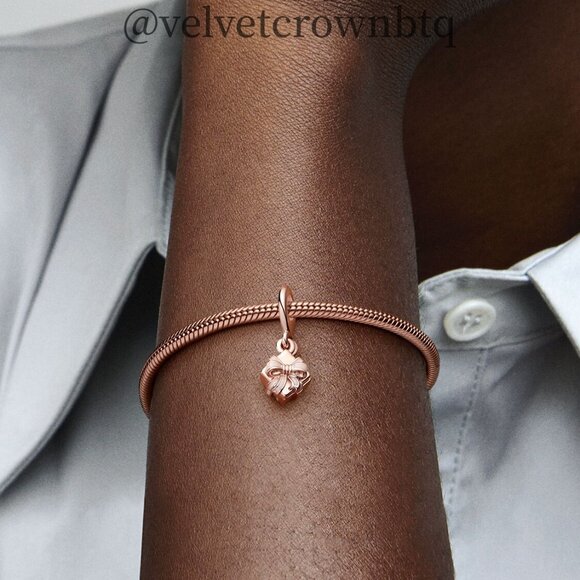 Pandora Openable Birthday Gift Dangle Charm - Picture 5 of 6